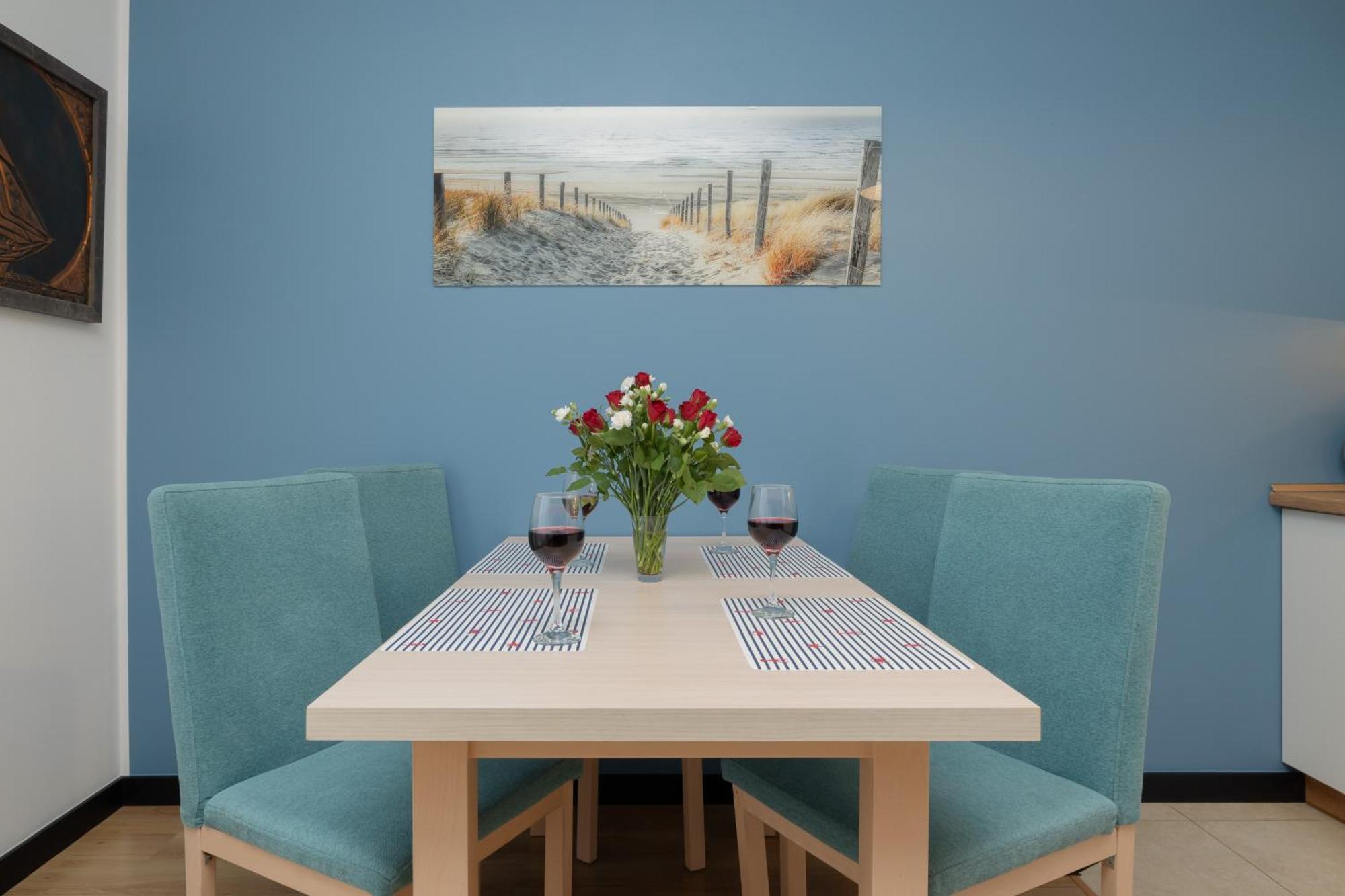 Aquamarina Apartment With Terrace - Close To The Beach - By Renters Miedzyzdroje Exteriör bild